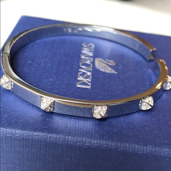 Swarovski Crystal Bangle - Picture 6 of 9